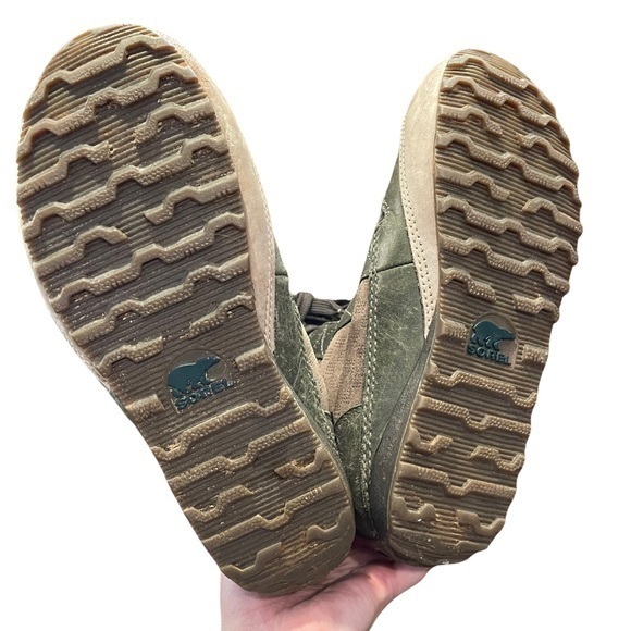 Sorel Lace-up winter boots. Leather and wool size 8 - Picture 7 of 7